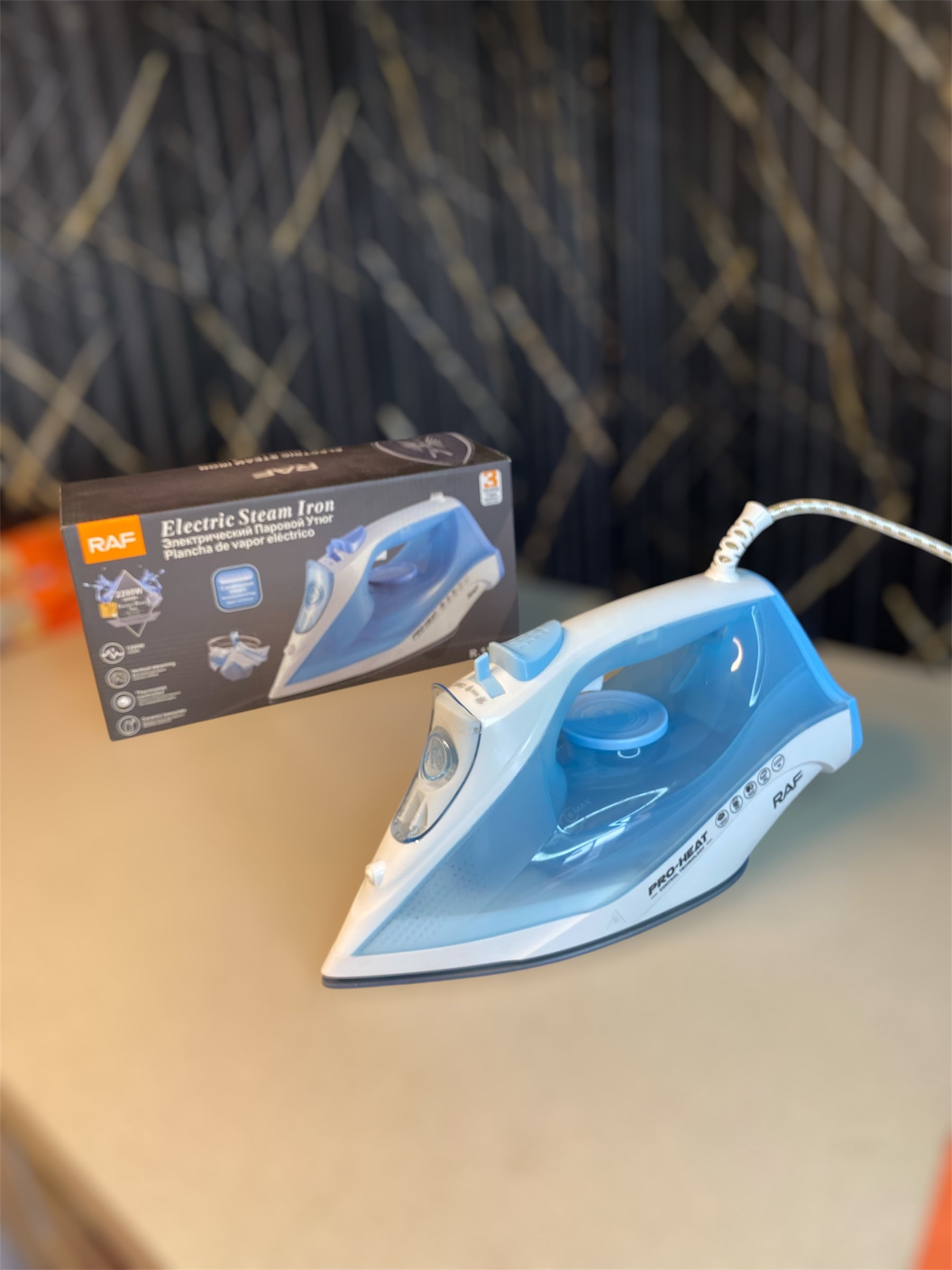 RAF steam iron