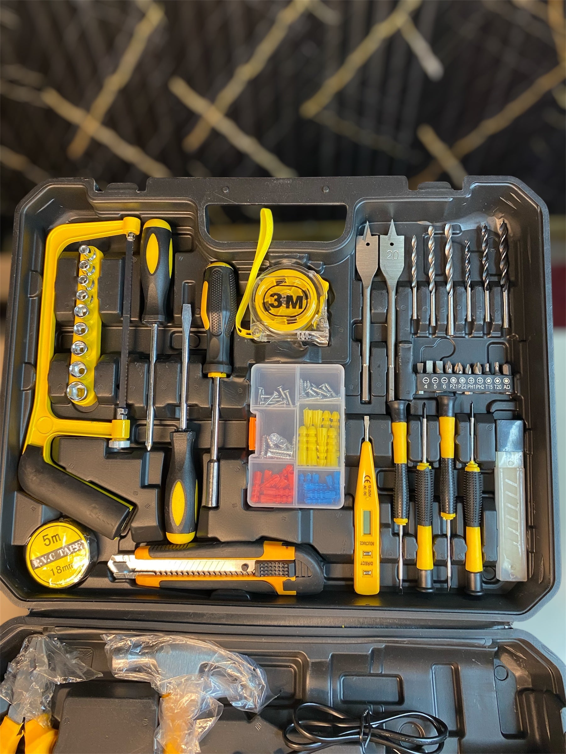Dewalt Drill machine 117 piece toolbox