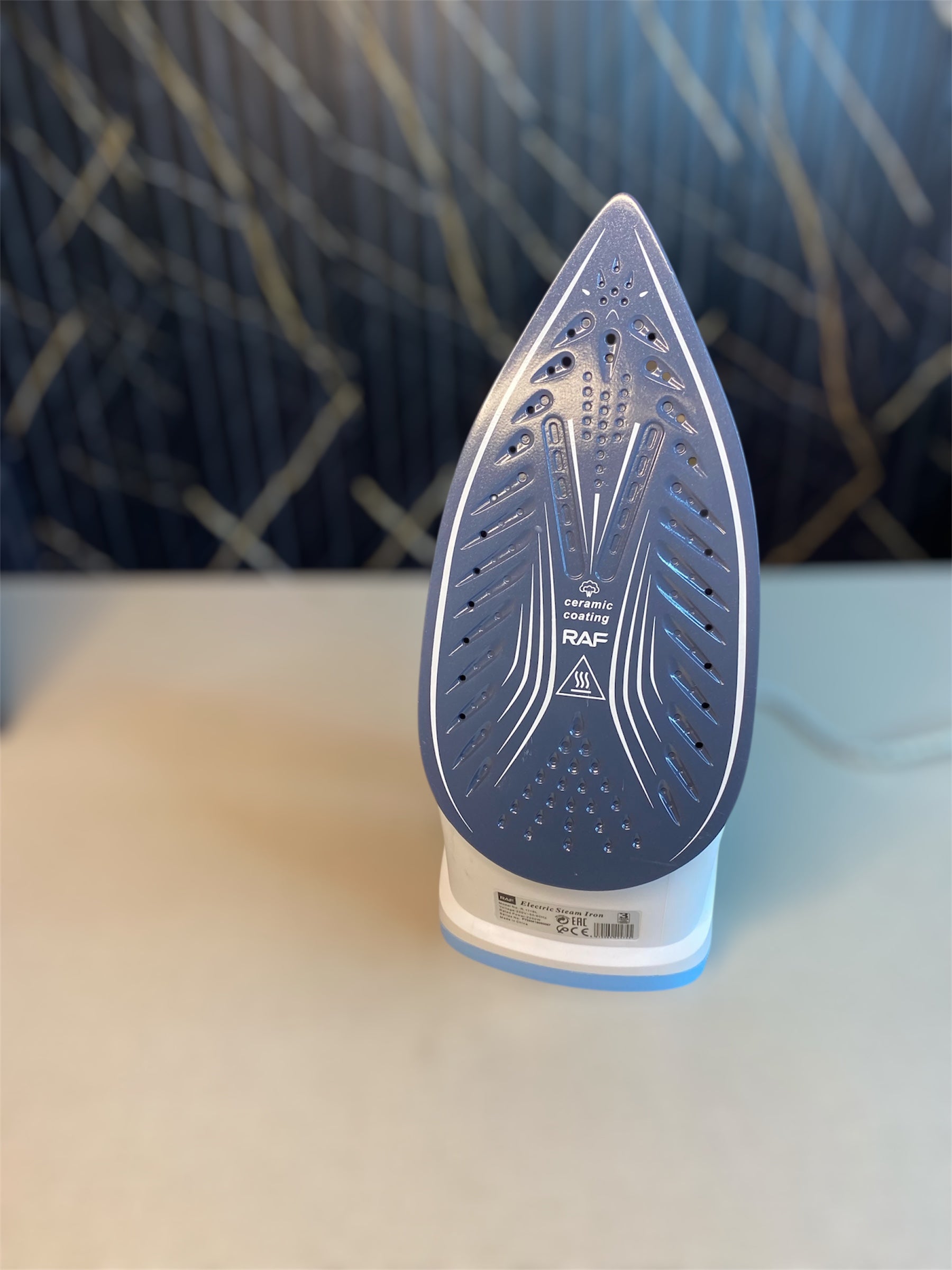 RAF steam iron